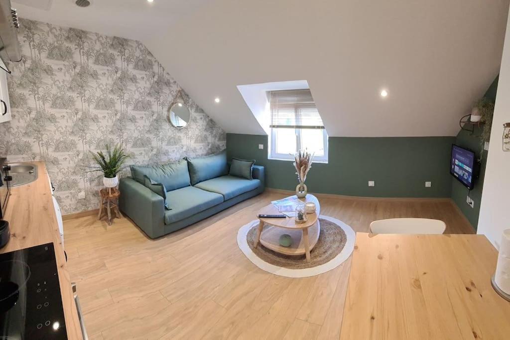 Le Champetre Apartment ชาร์เลอวิลล์-เมซิแยร์ ภายนอก รูปภาพ