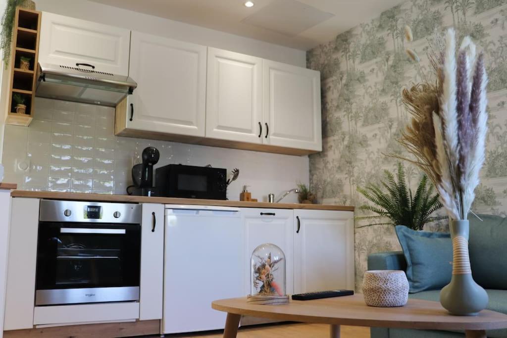 Le Champetre Apartment ชาร์เลอวิลล์-เมซิแยร์ ภายนอก รูปภาพ